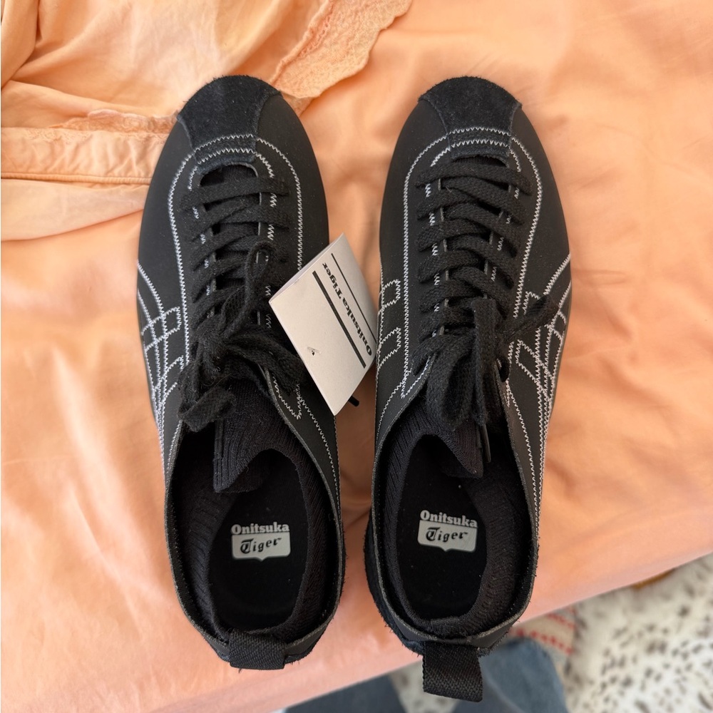 Onitsuka Tiger by Asics Men's Black and White Sneakers